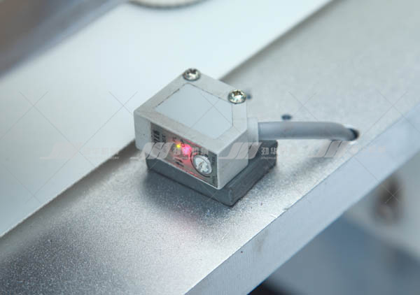 酥餅機(jī)歐姆龍傳感器 酥餅機(jī)歐姆龍傳感器